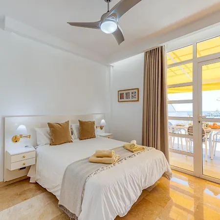 The House In Has 2 Bedrooms Casa vacanze