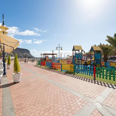 The House In Has 2 Bedrooms Casa vacanze